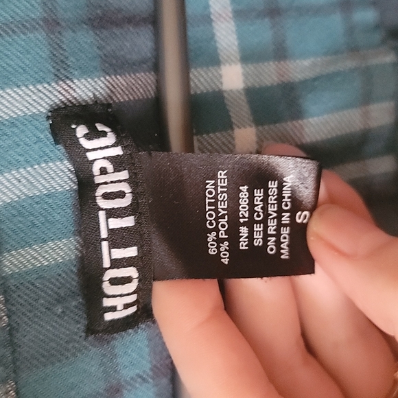 Plaid long sleeve - Picture 3 of 3